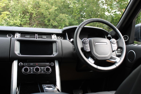 Used Land Rover Range Rover 2017 for sale - 74920367: Photo 9