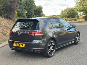 Used Volkswagen Golf 2016 for sale - 77179887: Photo