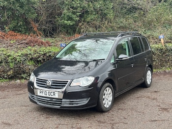 Used Volkswagen Touran 2010 for sale - 77297169: Photo
