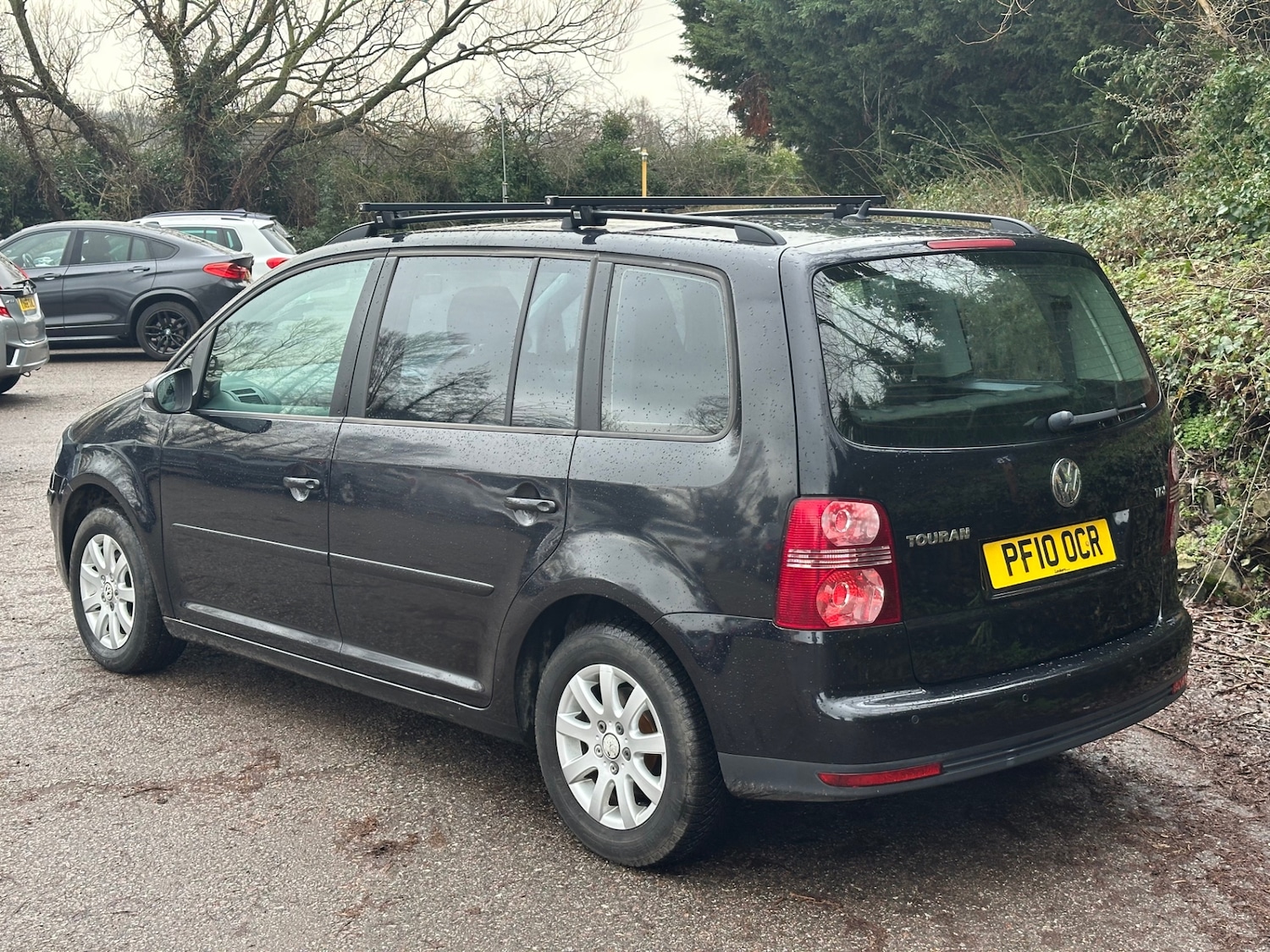 Used Volkswagen Touran 2010 for sale - 77297169: Photo 2