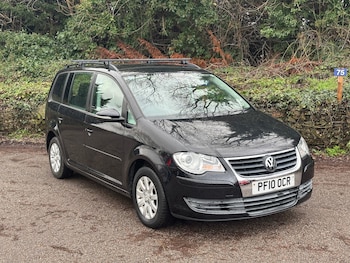 Used Volkswagen Touran 2010 for sale - 77297169: Photo