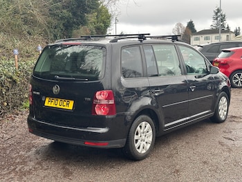Used Volkswagen Touran 2010 for sale - 77297169: Photo