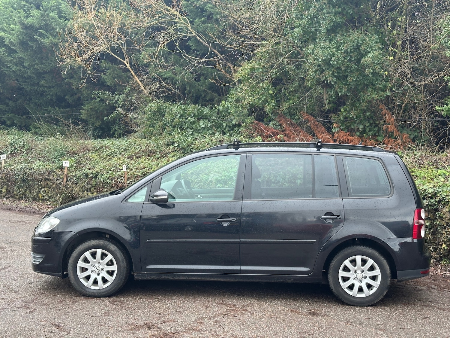 Used Volkswagen Touran 2010 for sale - 77297169: Photo 9