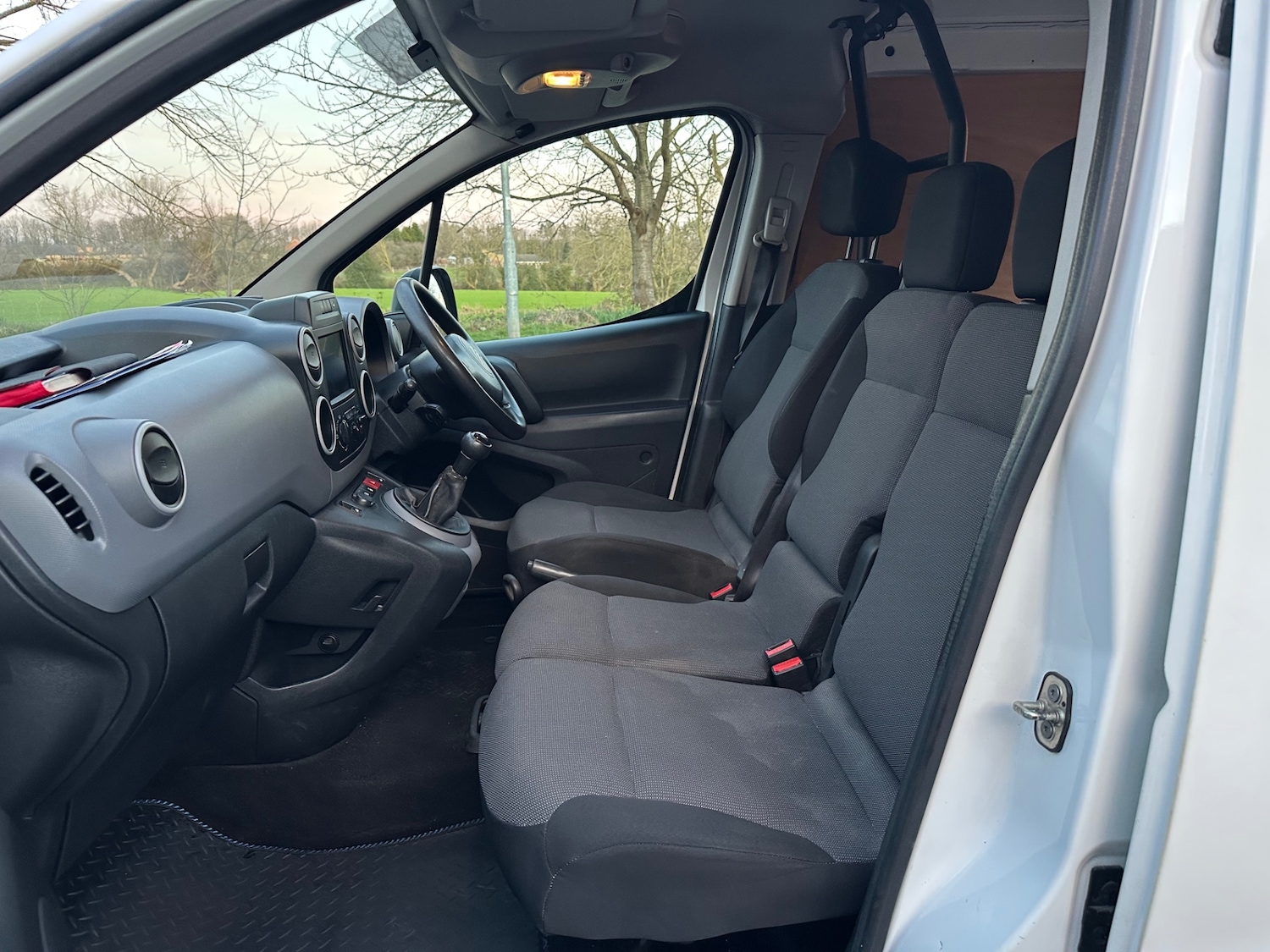 Used Citroen Berlingo 2017 for sale - 77655680: Photo 5