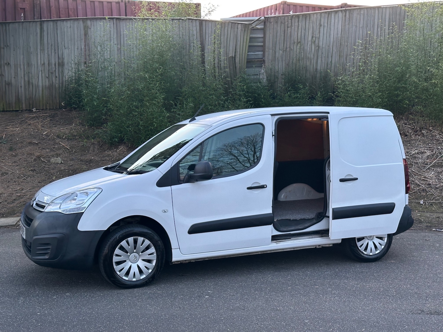 Used Citroen Berlingo 2017 for sale - 77655680: Photo 9