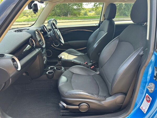 Used MINI Hatch 2011 for sale - 75498808: Photo 5