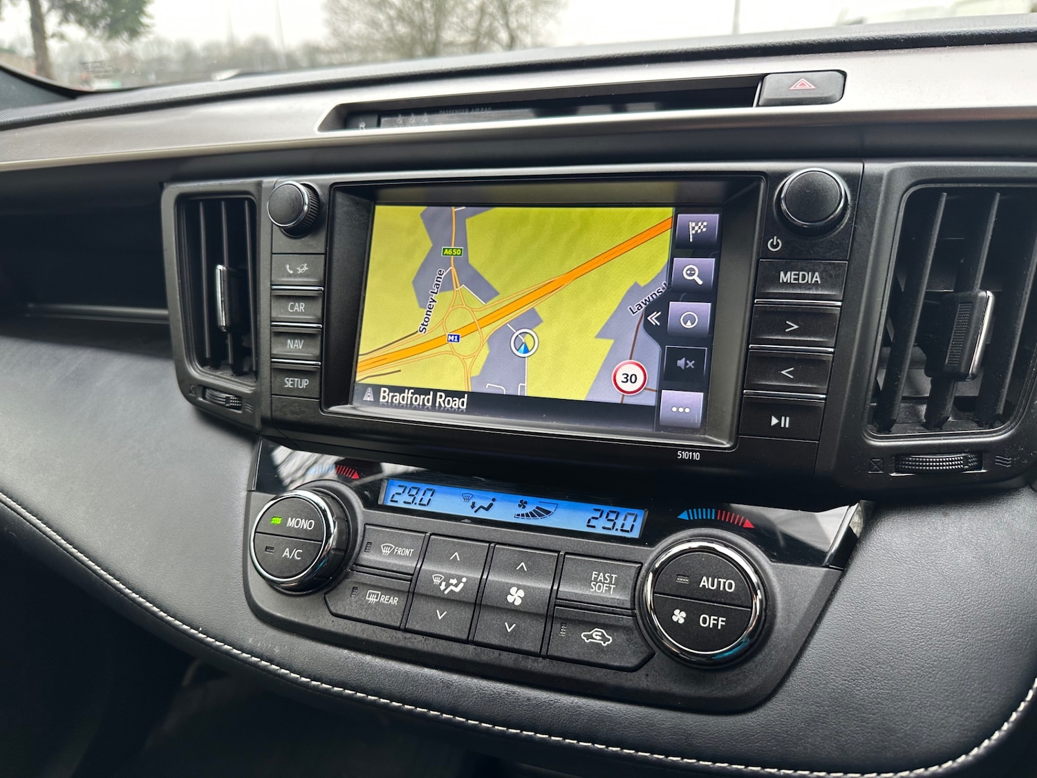 Used Toyota RAV4 2018 for sale - 77403908: Photo 9