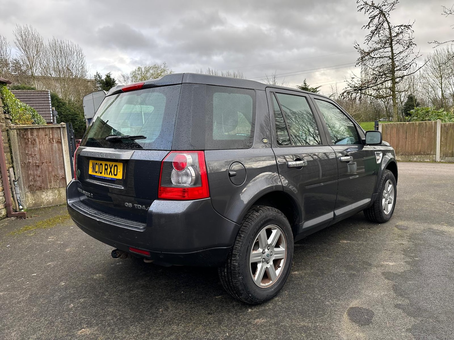 Used Land Rover Freelander 2010 for sale - 76767174: Photo 2