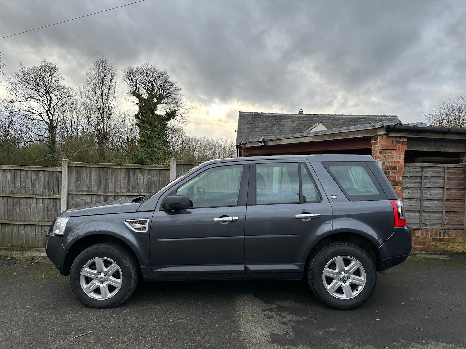 Used Land Rover Freelander 2010 for sale - 76767174: Photo 9