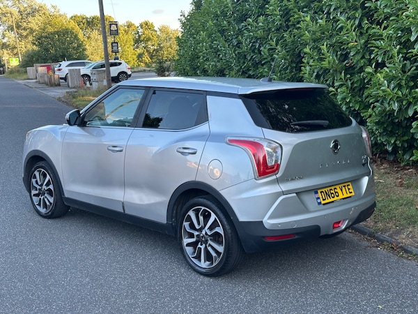 Used Ssangyong Tivoli 2016 for sale - 75183977: Photo 2