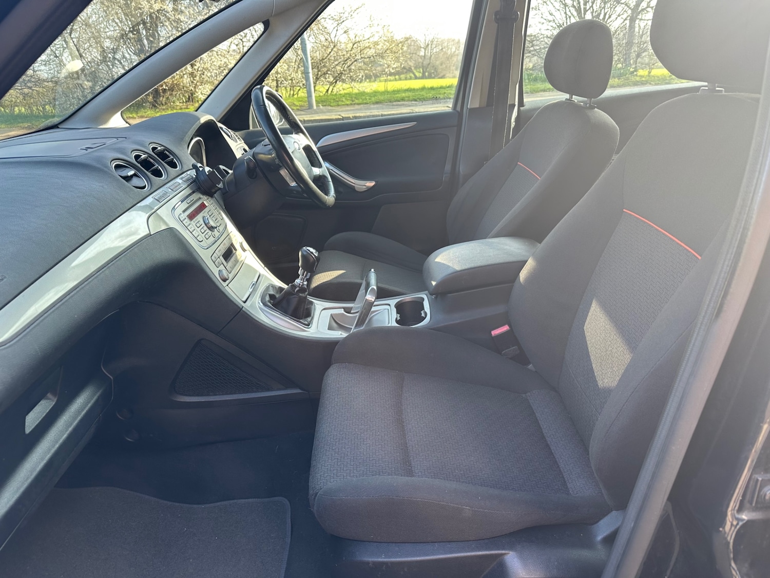 Used Ford S-Max 2010 for sale - 77742961: Photo 5