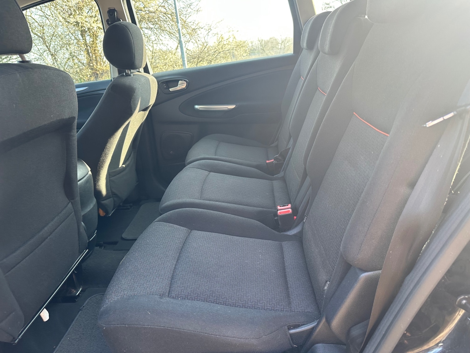 Used Ford S-Max 2010 for sale - 77742961: Photo 6