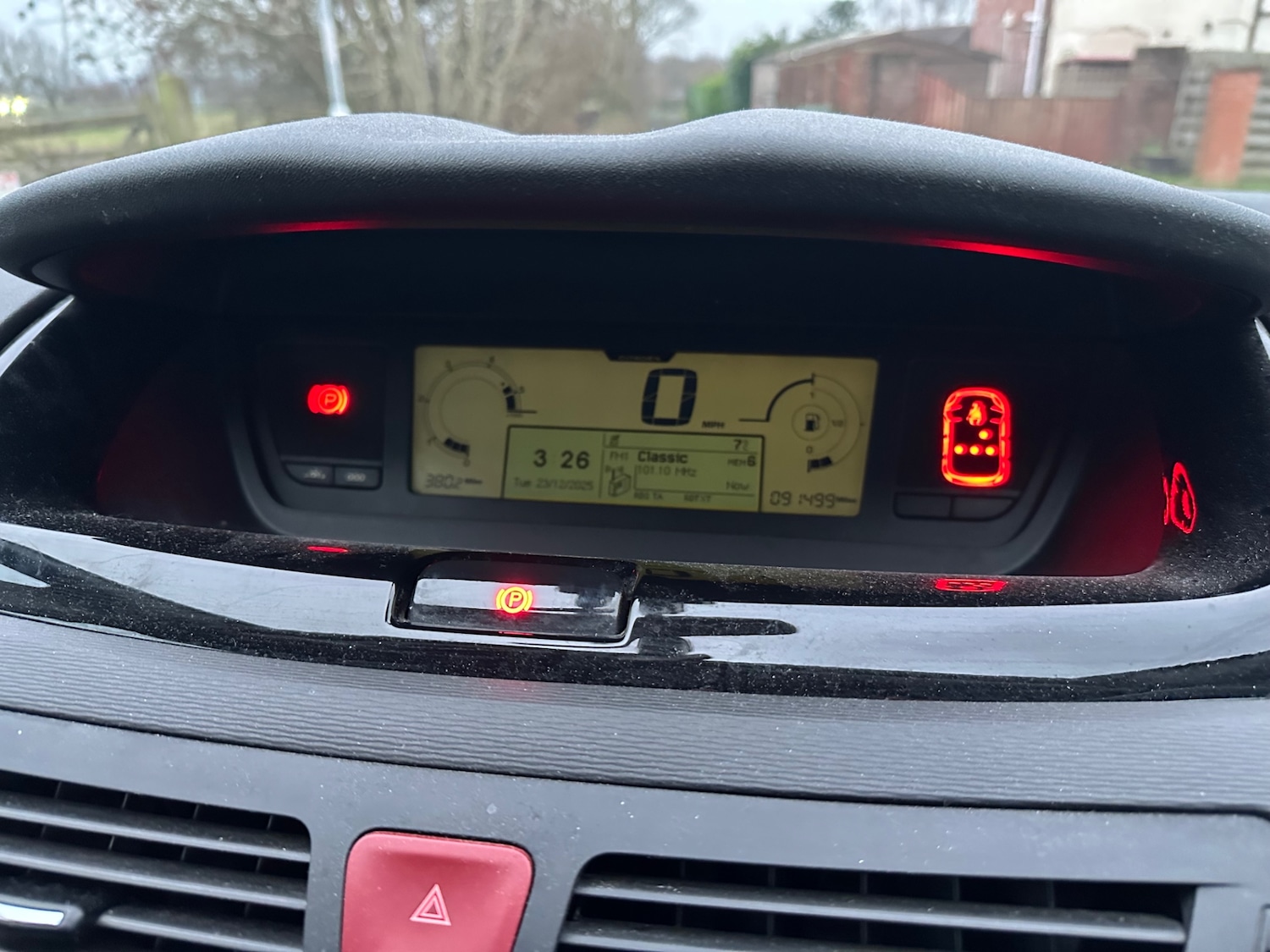 Used Citroen C4 Grand Picasso 2012 for sale - 77035779: Photo 10