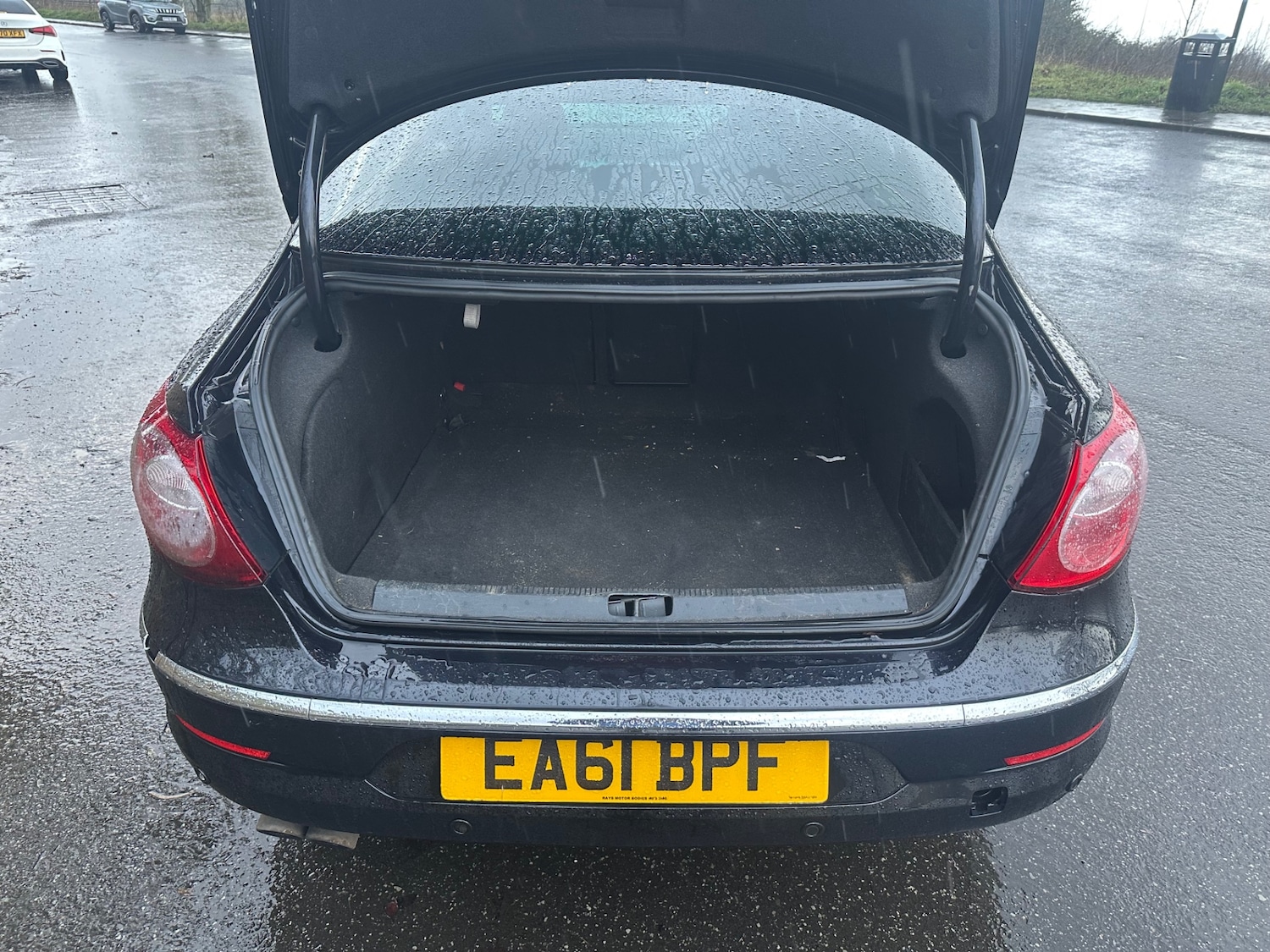 Used Volkswagen Passat 2011 for sale - 77619440: Photo 12