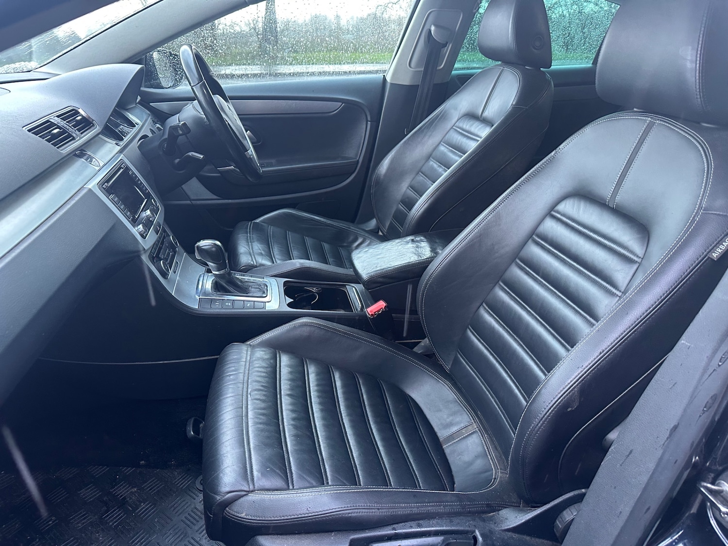 Used Volkswagen Passat 2011 for sale - 77619440: Photo 5