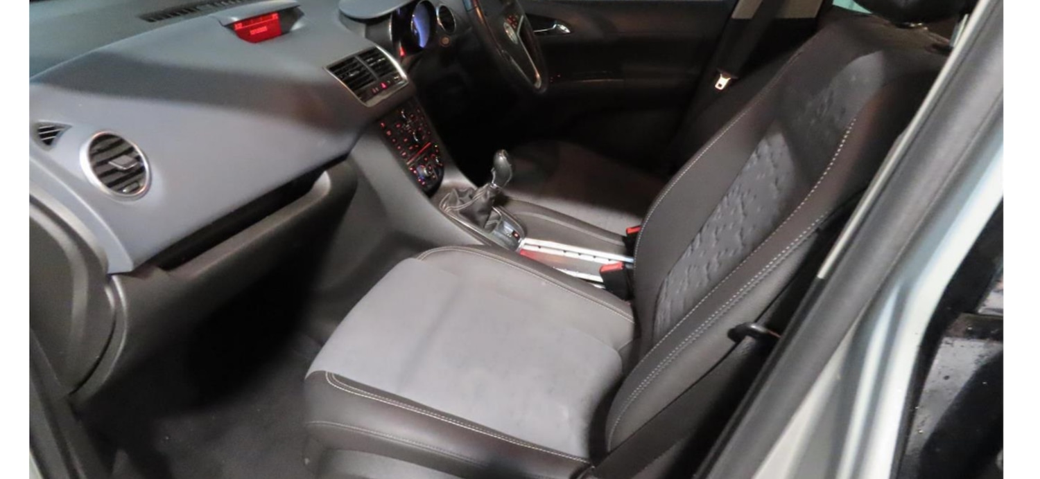 Used Vauxhall Meriva 2010 for sale - 76951326: Photo 2