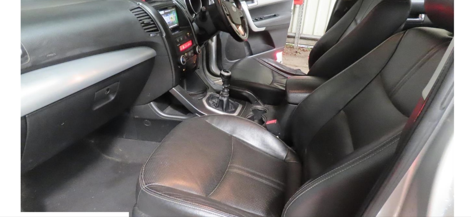 Used Kia Sorento 2010 for sale - 76950942: Photo 2