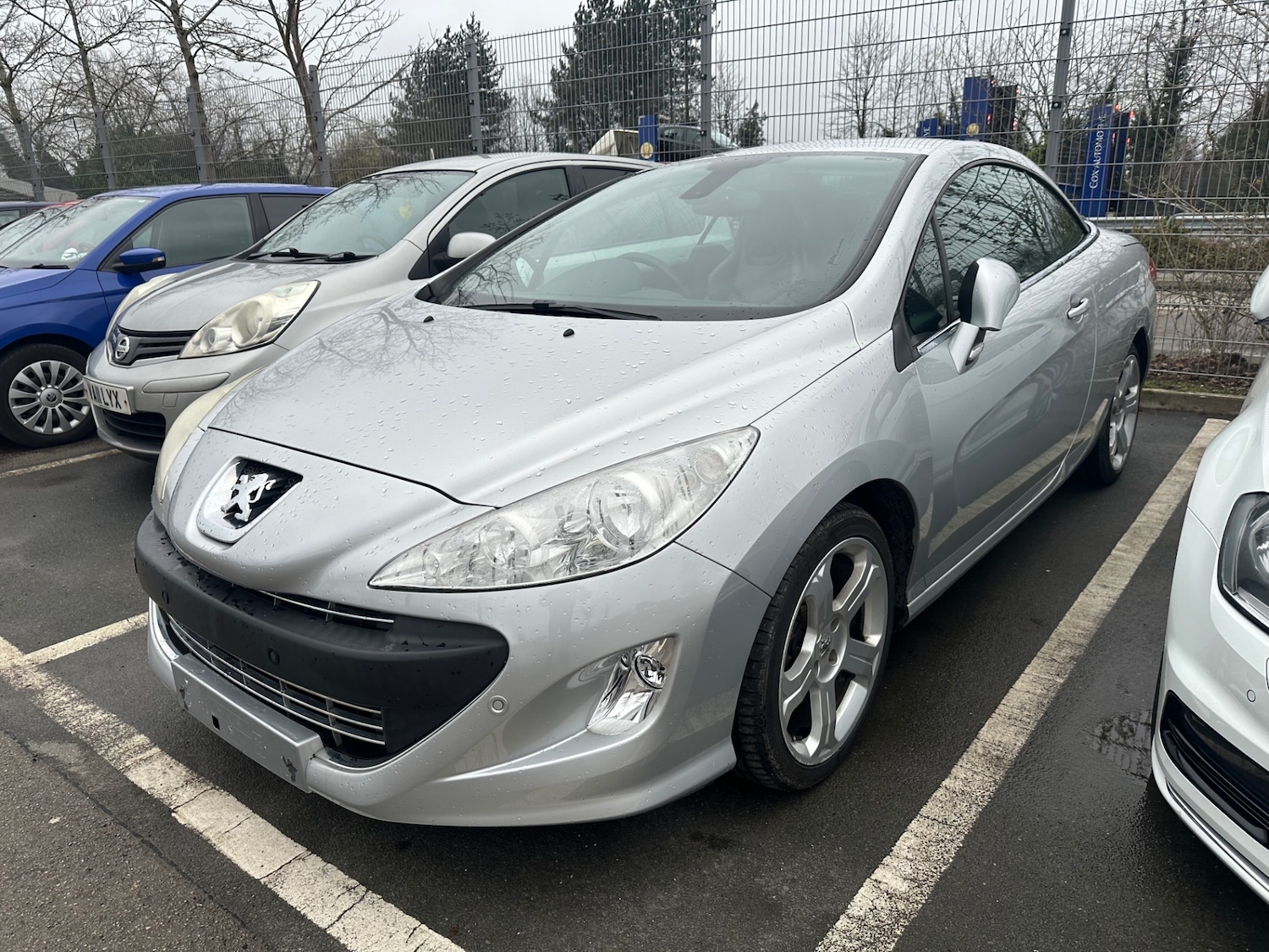 Used Peugeot 308 2011 for sale - 77416950: Photo 2