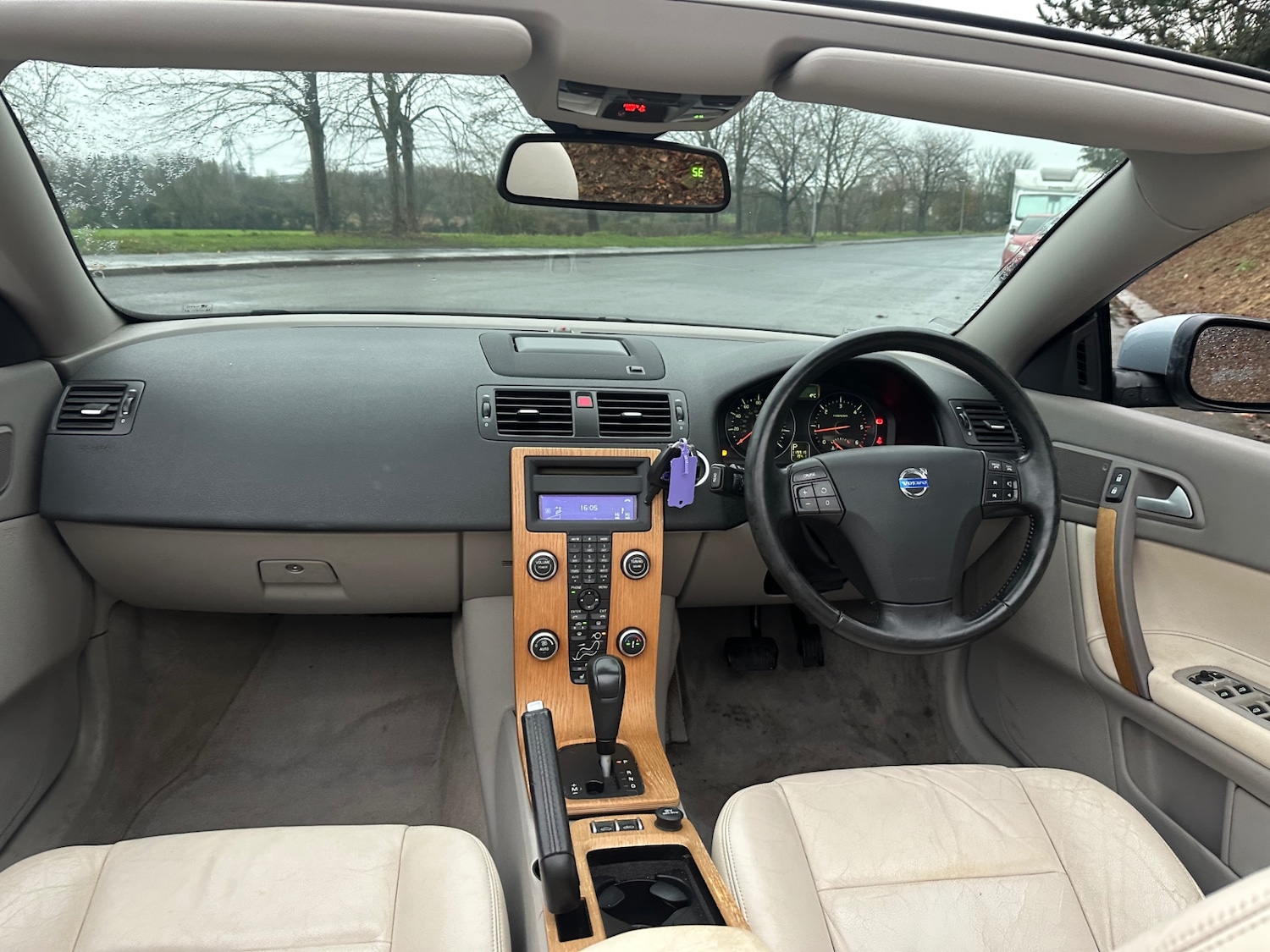 Used Volvo C70 2009 for sale - 77340298: Photo 10