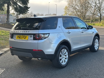 Used Land Rover Discovery Sport 2015 for sale - 78475037: Photo