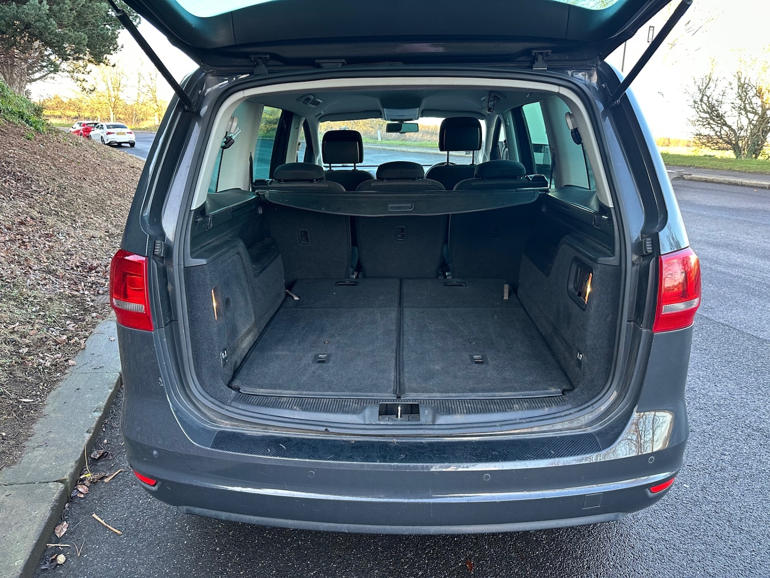 Used Volkswagen Sharan 2012 for sale - 77224861: Photo 10