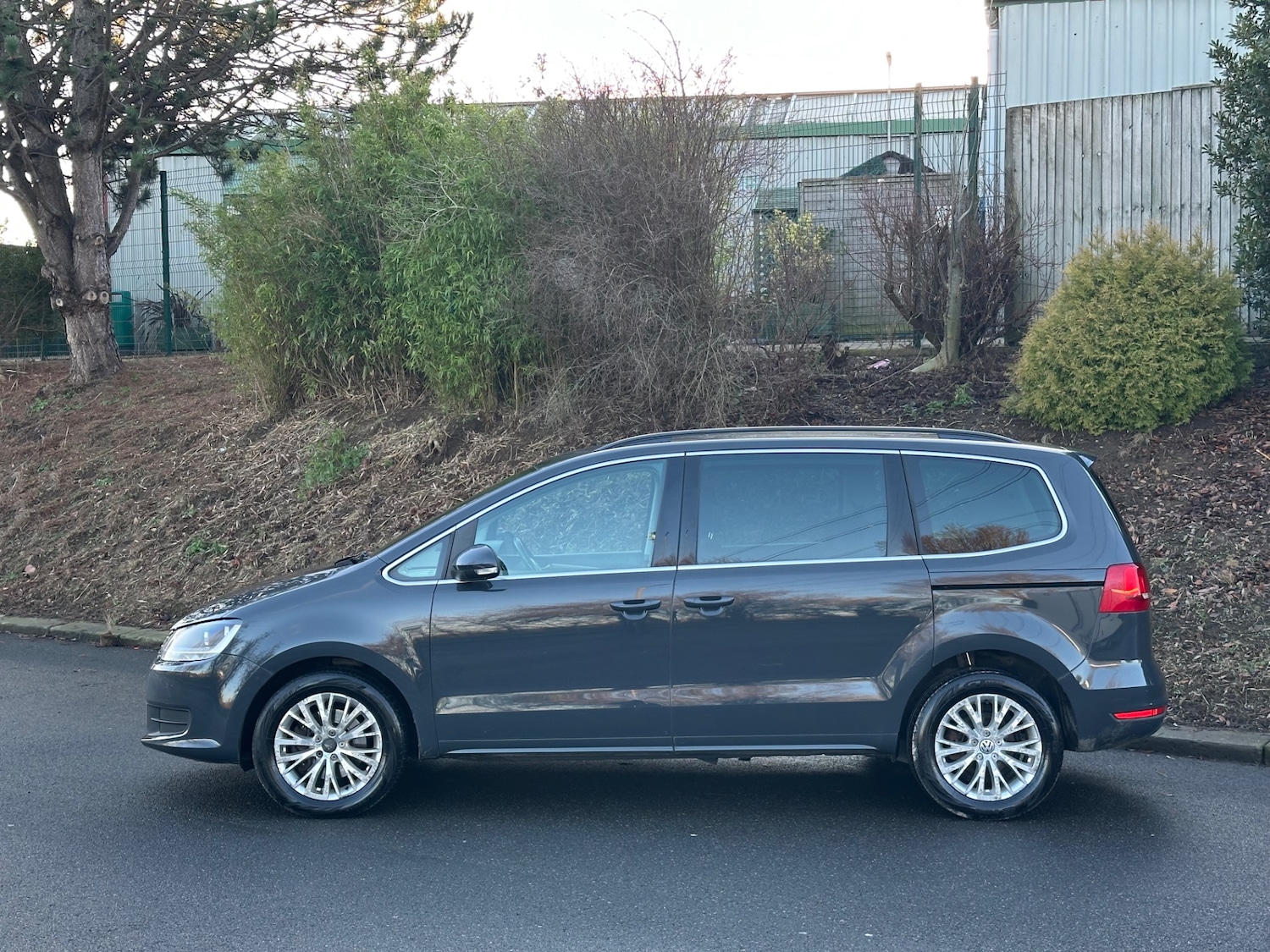 Used Volkswagen Sharan 2012 for sale - 77224861: Photo 18