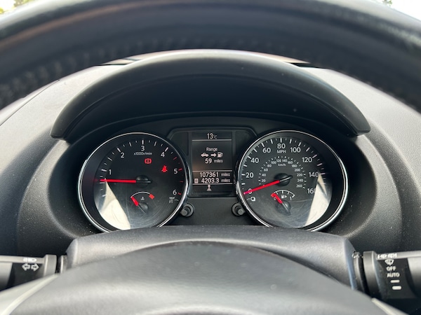 Used Nissan Qashqai 2011 for sale - 76207400: Photo 11