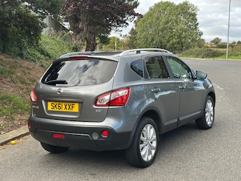 Used Nissan Qashqai 2011 for sale - 76207400: Photo 2
