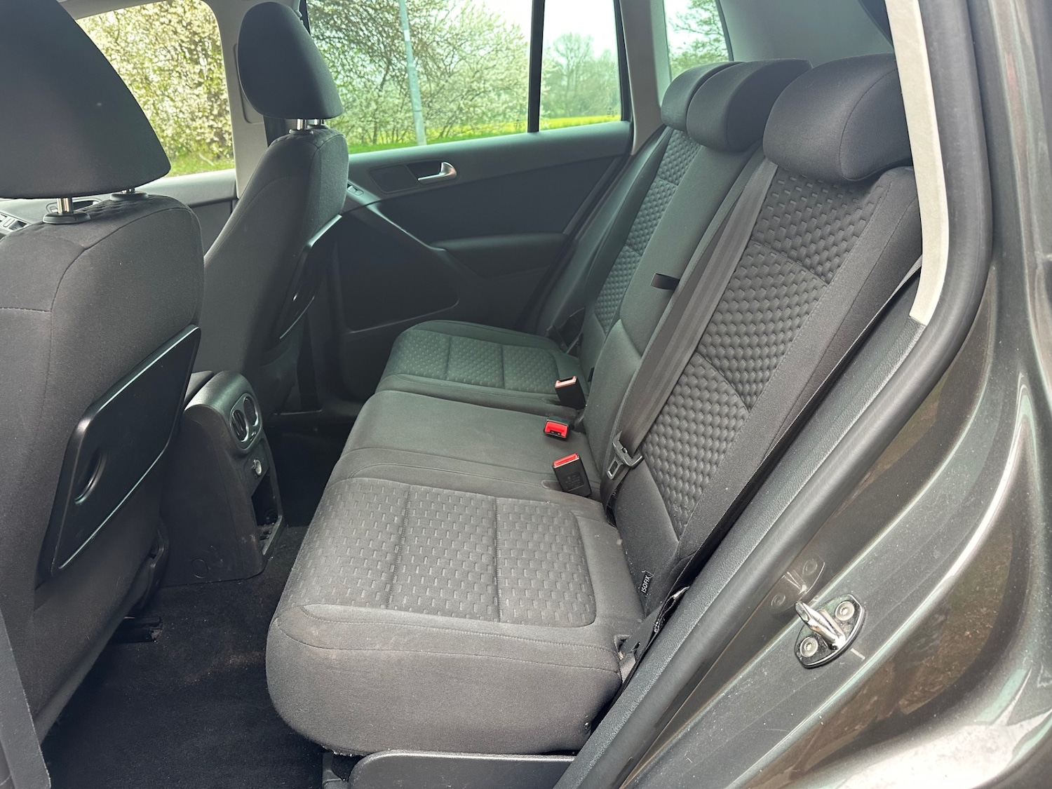 Used Volkswagen Tiguan 2011 for sale - 77668216: Photo 6