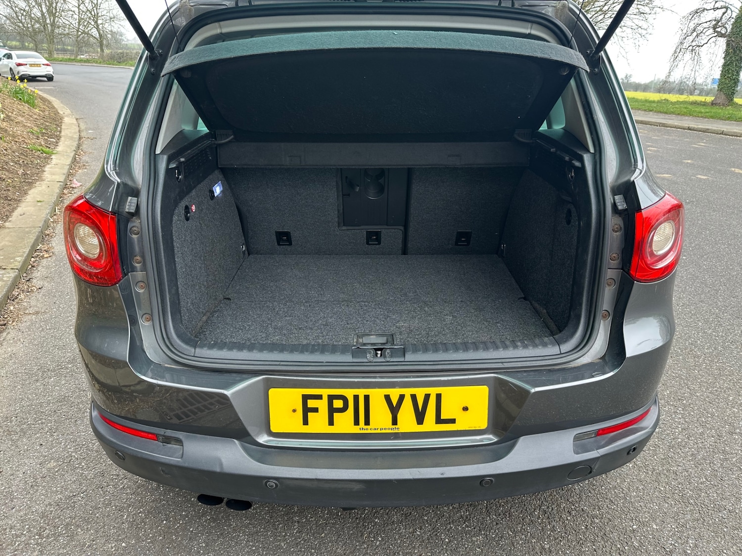 Used Volkswagen Tiguan 2011 for sale - 77668216: Photo 8