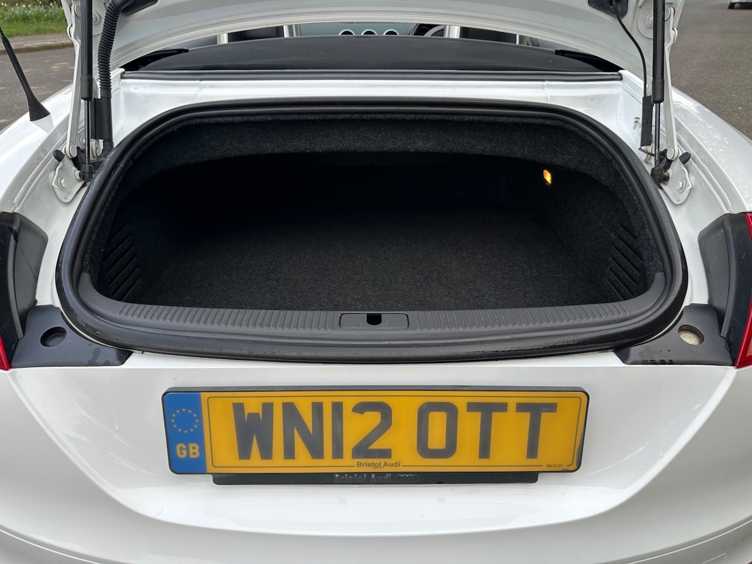 Used Audi TT 2012 for sale - 78028770: Photo 11