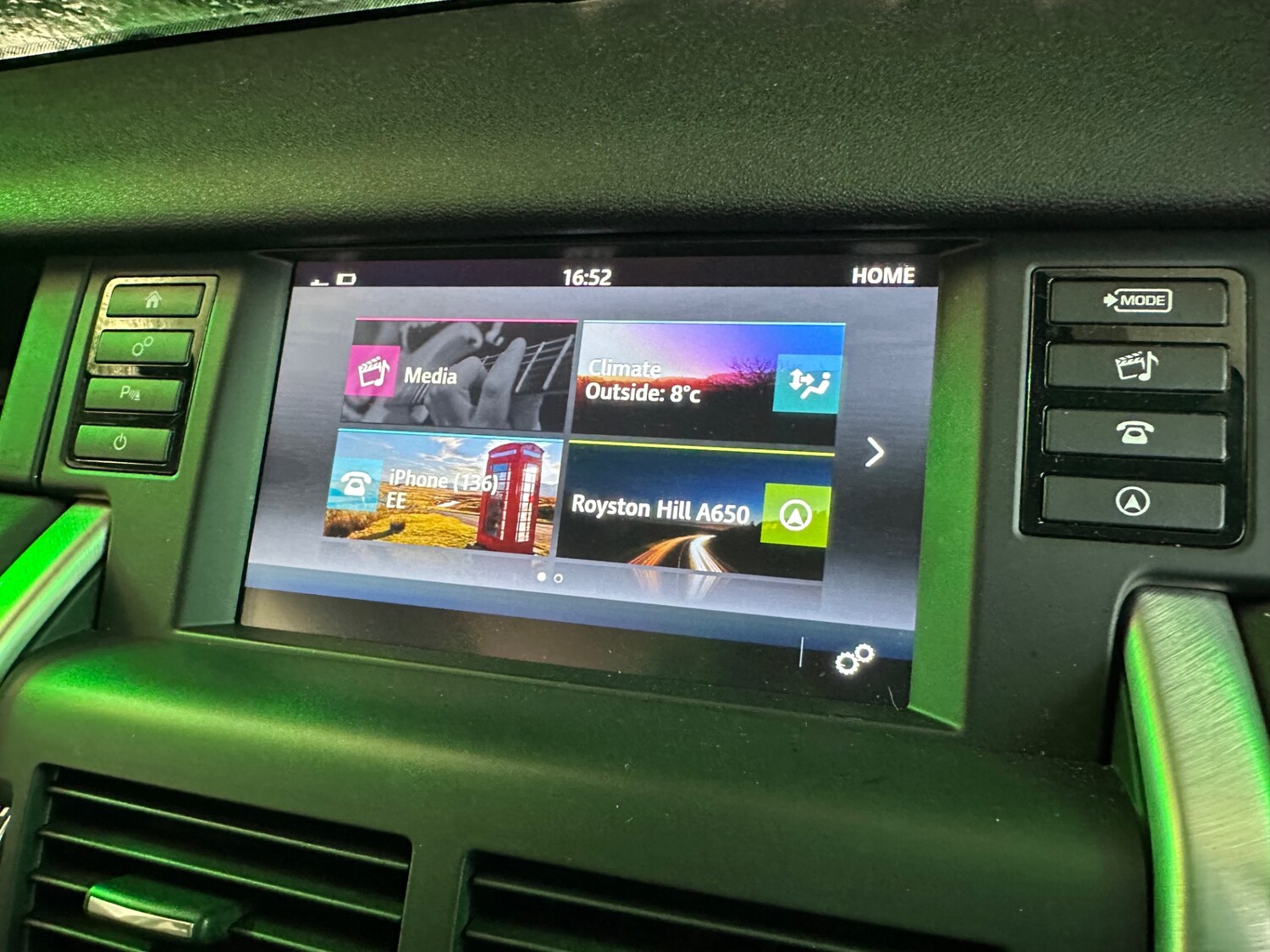 Used Land Rover Discovery Sport 2015 for sale - 78175458: Photo 13