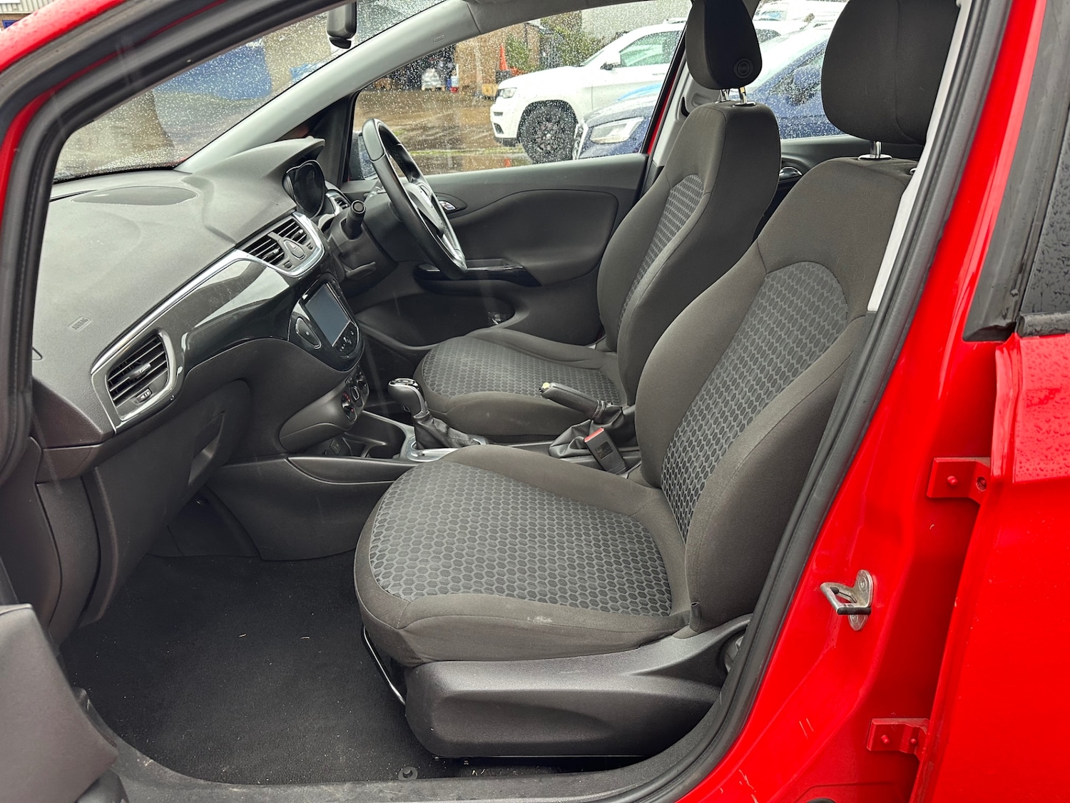Used Vauxhall Corsa 2015 for sale - 76796646: Photo 3