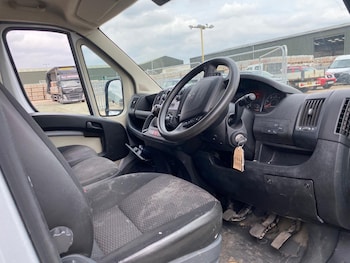 Used Peugeot Boxer 2017 for sale - 76156869: Photo 3