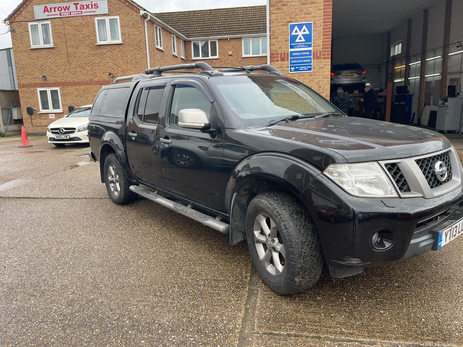 Used Nissan Navara 2013 for sale - 77707341: Photo 1