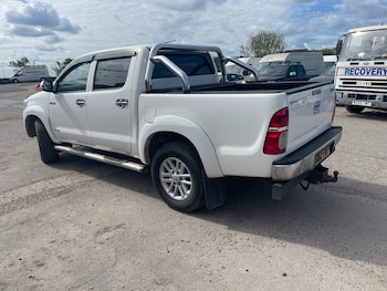 Used Toyota Hilux 2012 for sale - 79417901: Photo
