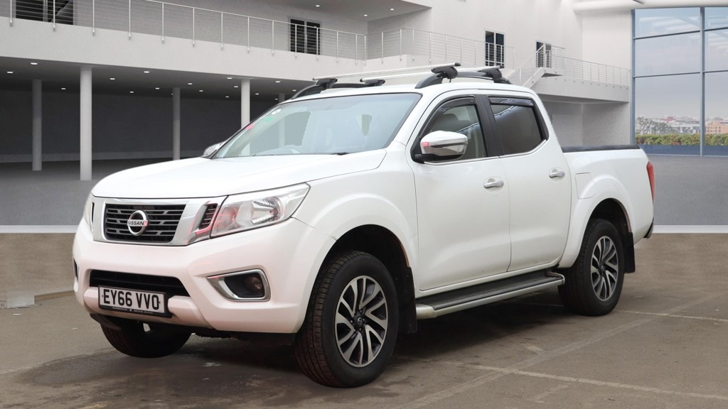 Used Nissan Navara 2016 for sale - 77504129: Photo 2
