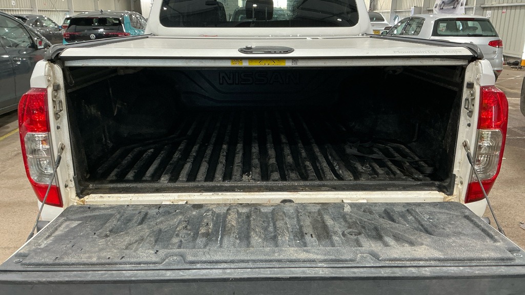 Used Nissan Navara 2016 for sale - 77504129: Photo 26