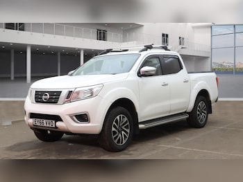 Used Nissan Navara 2016 for sale - 77504129: Photo