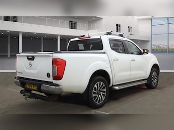 Used Nissan Navara 2016 for sale - 77504129: Photo
