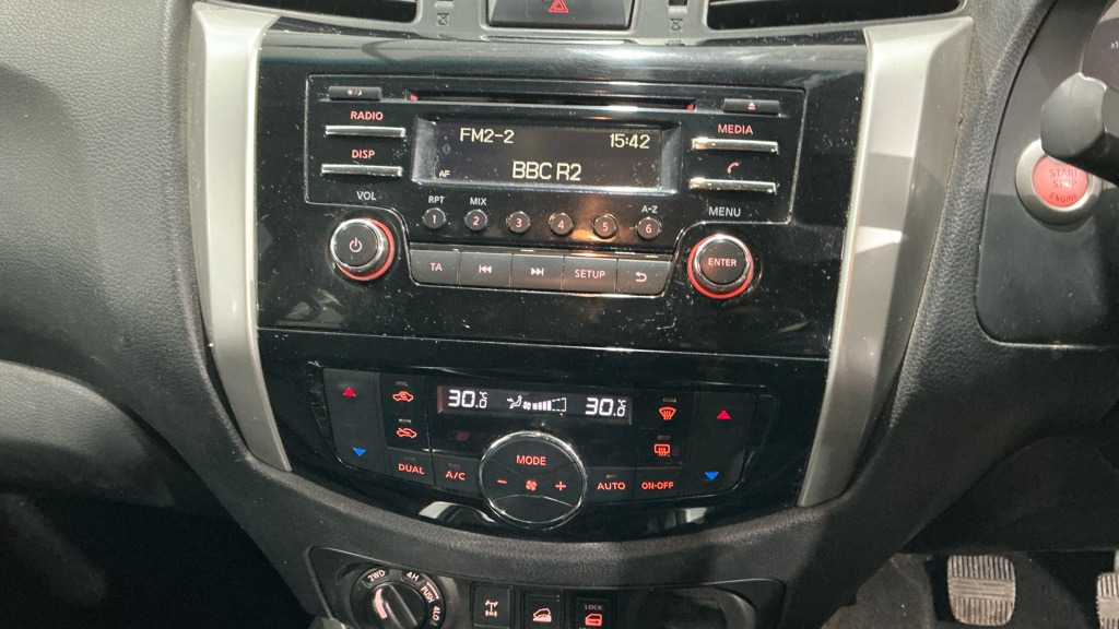 Used Nissan Navara 2016 for sale - 77504129: Photo 7