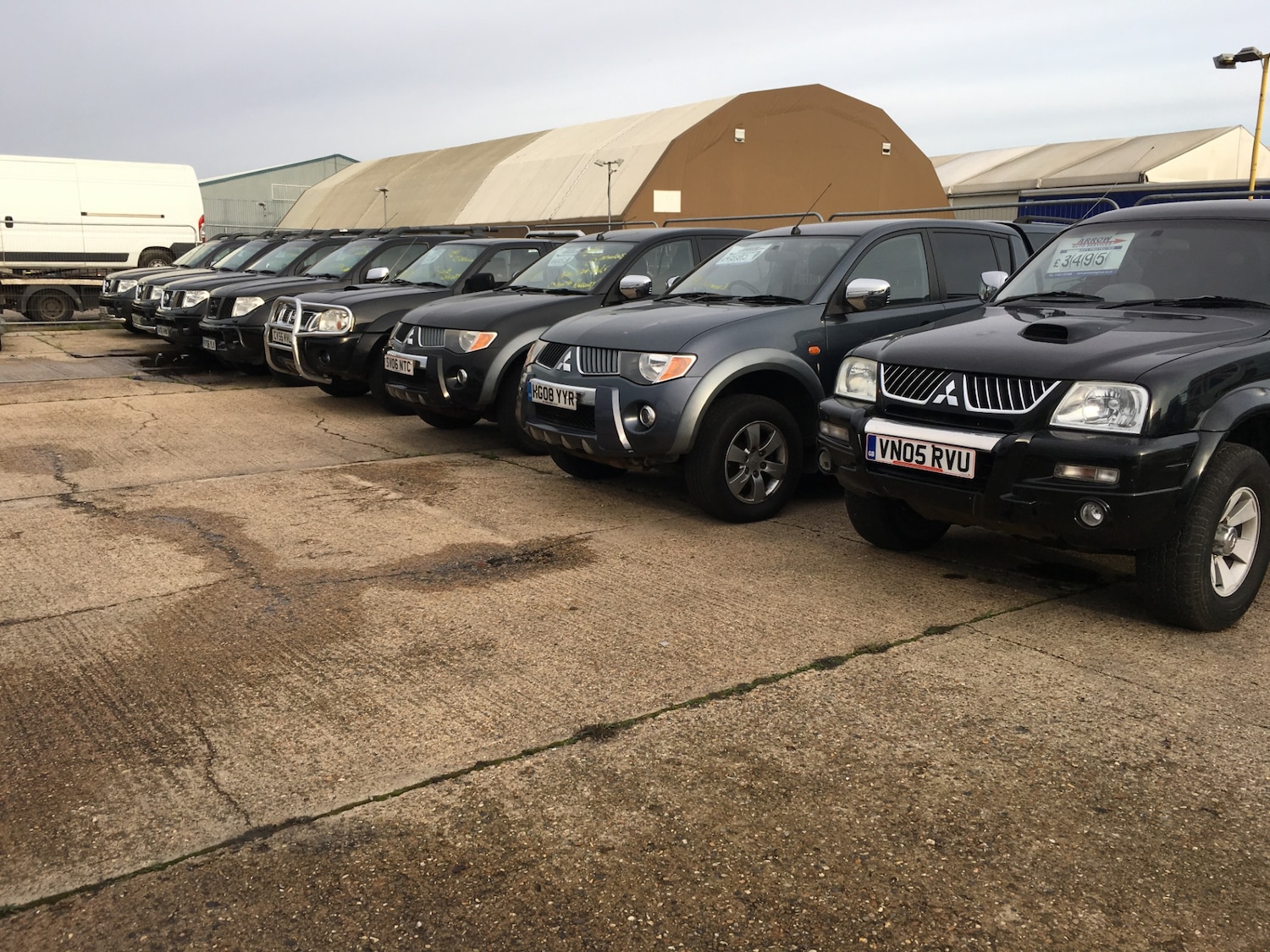 Used Toyota Hilux 2011 for sale - 77616448: Photo 21