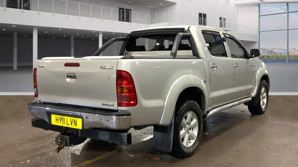 Used Toyota Hilux 2011 for sale - 77616448: Photo 4