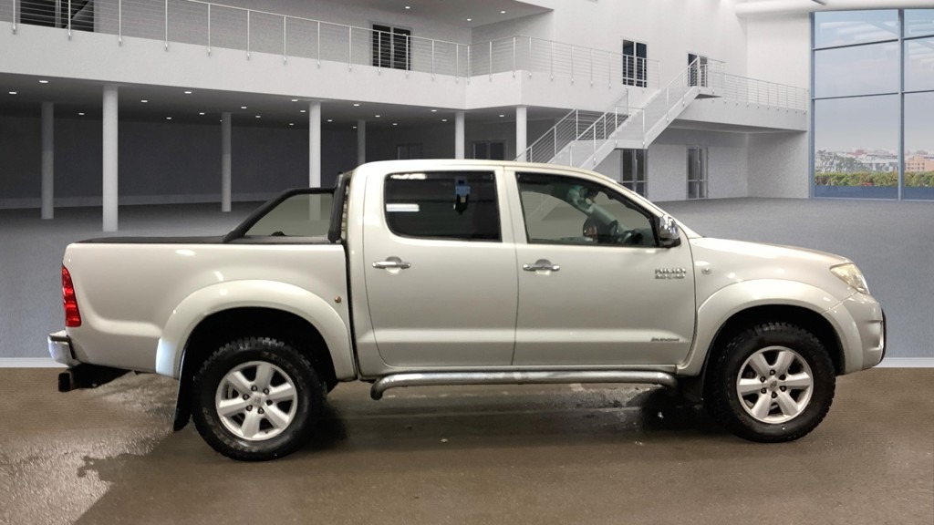 Used Toyota Hilux 2011 for sale - 77616448: Photo 5