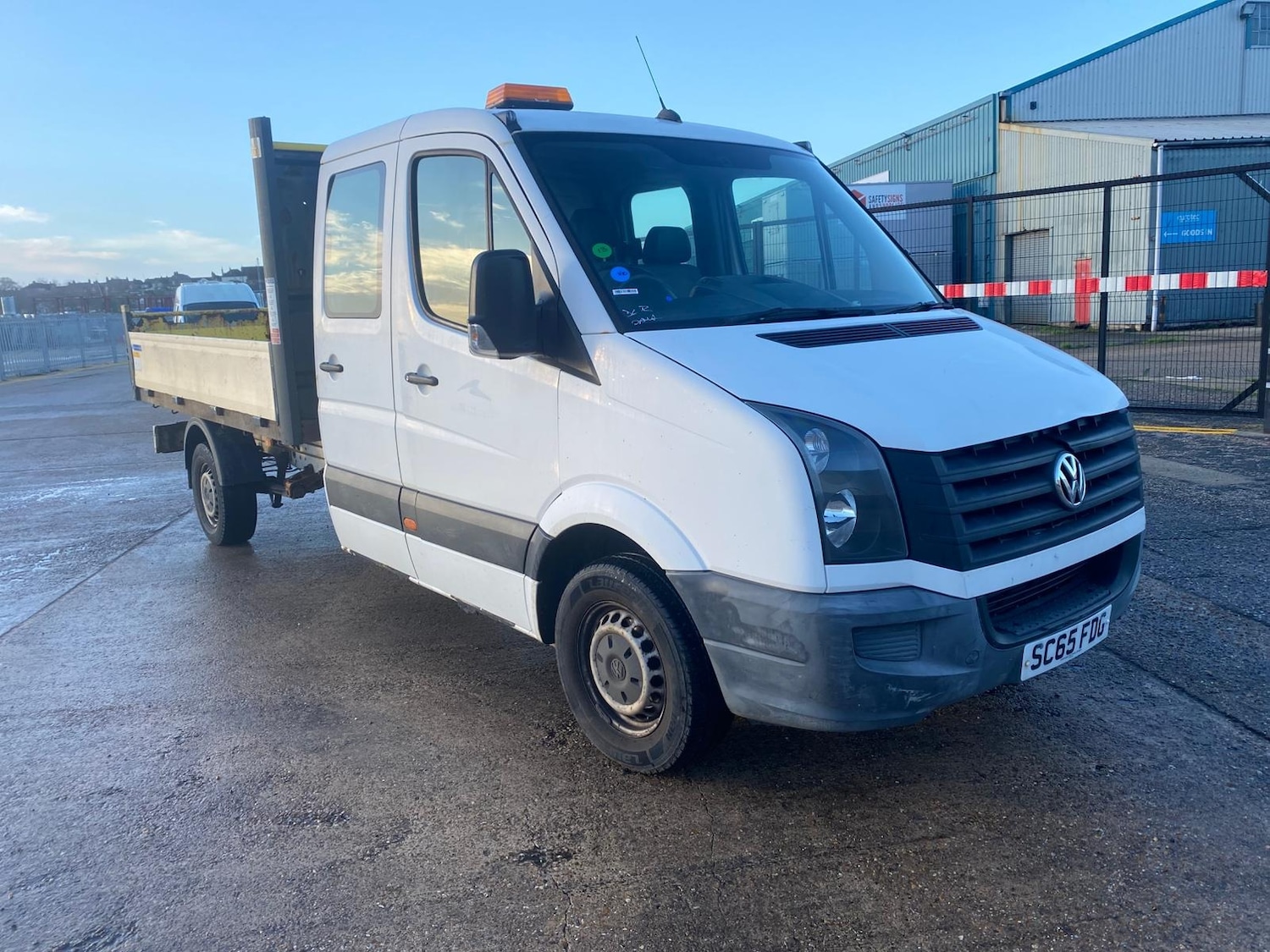 Used Volkswagen Crafter 2015 for sale - 76903817: Photo 2