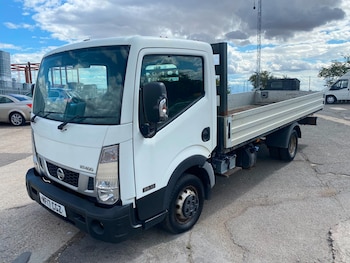 Used Nissan Cabstar 2017 for sale - 79580196: Photo