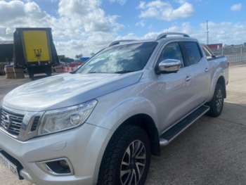 Used Nissan Navara 2017 for sale - 74745621: Photo