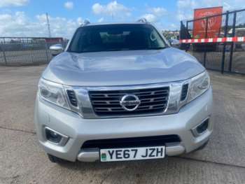 Used Nissan Navara 2017 for sale - 74745621: Photo