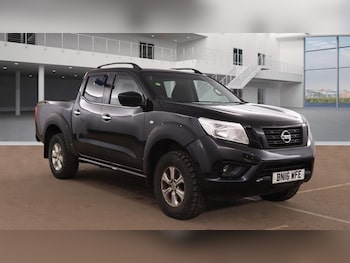 Nissan - Navara