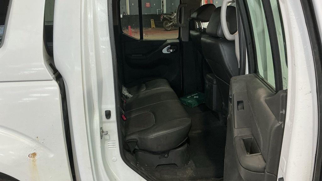 Used Nissan Navara 2014 for sale - 78212113: Photo 8